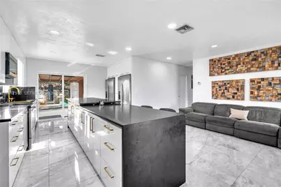 7151 Taft St, Hollywood, FL 33024 - Photo 5