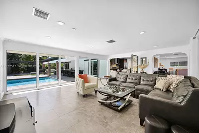 7700 SW 139th Ter, Palmetto Bay, FL 33158 - Photo 11