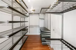 1420 Brickell Bay Dr, Miami, FL 33131 - Photo 13