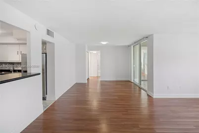 1420 Brickell Bay Dr #505C, Miami, FL 33131 - Photo 9