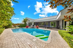 10101 SW 145th St, Miami, FL 33176 - Photo 3