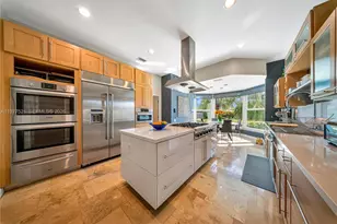 10101 SW 145th St, Miami, FL 33176 - Photo 11