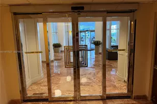 3600 Mystic Pointe Dr, Aventura, FL 33180 - Photo 33