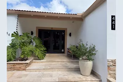 441 SW 27th Rd, Miami, FL 33129 - Photo 3