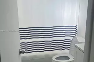 4435 Treehouse Ln, Tamarac, FL 33319 - Photo 5