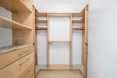 1331 Brickell Bay Dr #911, Miami, FL 33131 - Photo 17