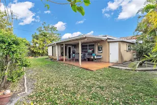 9011 SW 18th Terrace, Miami, FL 33165 - Photo 21