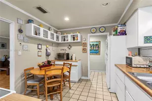 9011 SW 18th Terrace, Miami, FL 33165 - Photo 5