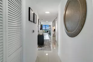 460 NE 28th St, Miami, FL 33137 - Photo 13