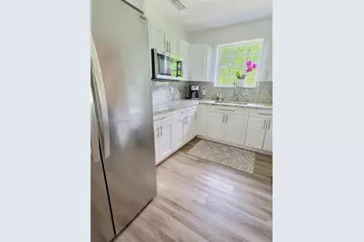 3911 SW 61st Ave, Miami, FL 33155 - Photo 15