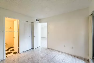 4803 NW 7th St #105-14, Miami, FL 33126 - Photo 15