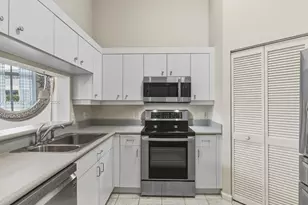 701 Brickell Key Blvd, Miami, FL 33131 - Photo 9