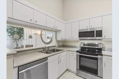 701 Brickell Key Blvd #301, Miami, FL 33131 - Photo 41