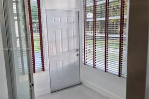 8300 Sands Point Blvd, Tamarac, FL 33321 - Photo 31