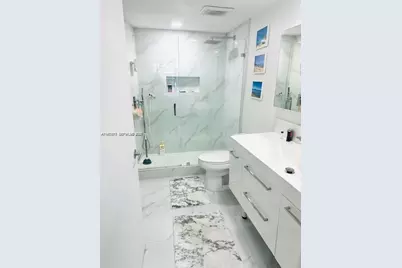 1750 N Bayshore Dr #2302, Miami, FL 33132 - Photo 23