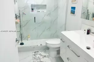 1750 N Bayshore Dr, Miami, FL 33132 - Photo 23