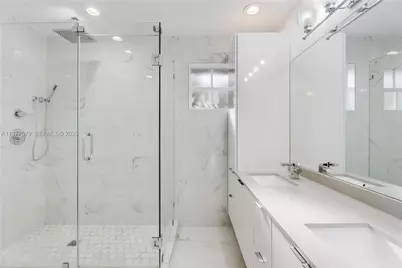 9741 SW 3rd St, Miami, FL 33174 - Photo 9