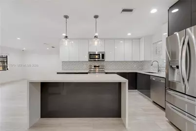 9741 SW 3rd St, Miami, FL 33174 - Photo 3