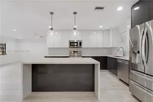 9741 SW 3rd St, Miami, FL 33174 - Photo 3