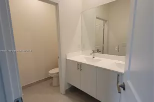 4558 NW 83rd Ave, Doral, FL 33166 - Photo 15