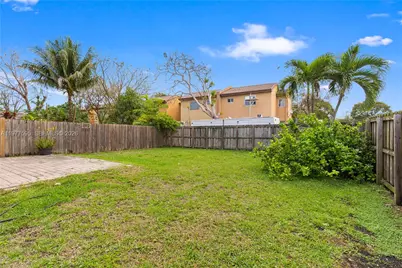 989 SW 6th Pl, Florida City, FL 33034 - Photo 17