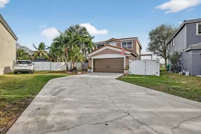 10614 SW 17th Pl, Davie, FL 33324 - Photo 7