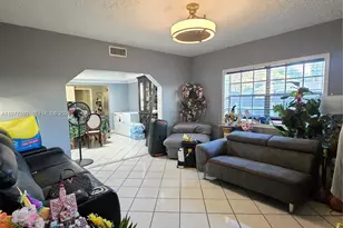 345 NW 5th Ave, Florida City, FL 33034 - Photo 3