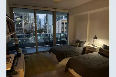 200 S Biscayne Boulevard Way #703, Miami, FL 33131 - Photo 5