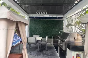 185 SE 14th Terrace, Miami, FL 33131 - Photo 23