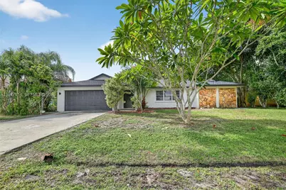 770 SE Hollahan Ave #770, Port Saint Lucie, FL 34983 - Photo 1