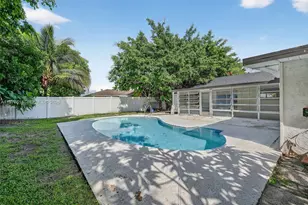 770 SE Hollahan Ave, Port Saint Lucie, FL 34983 - Photo 19