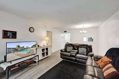 4650 Washington St #209, Hollywood, FL 33021 - Photo 9