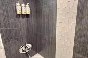 19201 Collins Ave, Sunny Isles Beach, FL 33160 - Photo 15