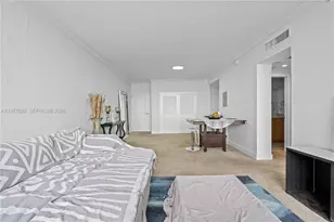 401 69th St, Miami Beach, FL 33141 - Photo 19