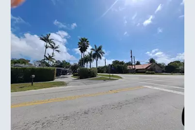 16761 SW 92nd Ave, Palmetto Bay, FL 33157 - Photo 1