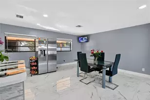 1318 13th St, West Palm Beach, FL 33401 - Photo 5