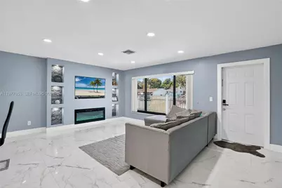1318 13th St, West Palm Beach, FL 33401 - Photo 5