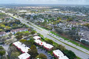 8600 NW 34th Pl, Sunrise, FL 33351 - Photo 27