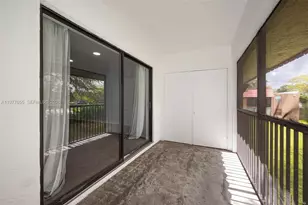 8600 NW 34th Pl, Sunrise, FL 33351 - Photo 23