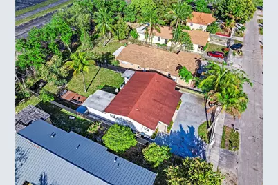 581 NW 113th St #581, Miami Shores, FL 33168 - Photo 25