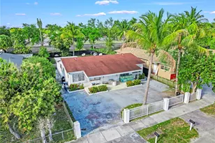 581 NW 113th St, Miami Shores, FL 33168 - Photo 1