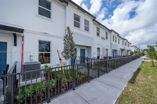 12426 SW 248th St, Miami, FL 33032 - Photo 3