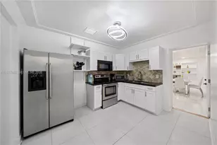 1761 SW 14th St, Miami, FL 33145 - Photo 9