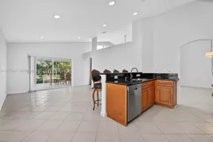 10624 Plainview Cir, Boca Raton, FL 33498 - Photo 3