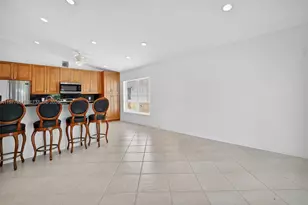 10624 Plainview Cir, Boca Raton, FL 33498 - Photo 7