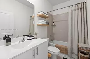 20344 NW 6th Pl, Miami Gardens, FL 33169 - Photo 15