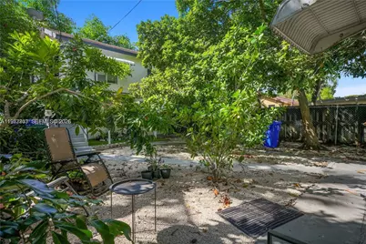 128 NW 53rd St #C, Miami, FL 33127 - Photo 11