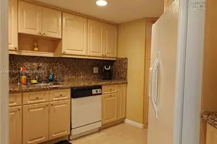 825 Brickell Bay Dr, Miami, FL 33131 - Photo 3