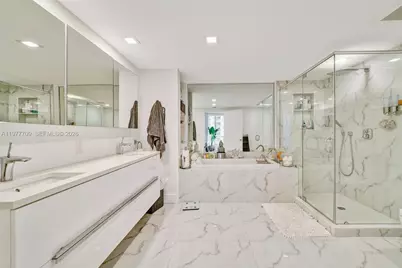 495 Brickell Ave #2804, Miami, FL 33131 - Photo 21