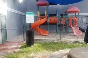 5077 NW 7th St, Miami, FL 33126 - Photo 11